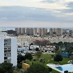 Acogedor Con Vistas Al Mar Y Montana Torremolinos